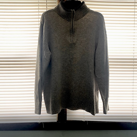 Men’s XL gray/tan blend cowl neck sweater with zip neck. Wore twice! EUC - Picture 1 of 10